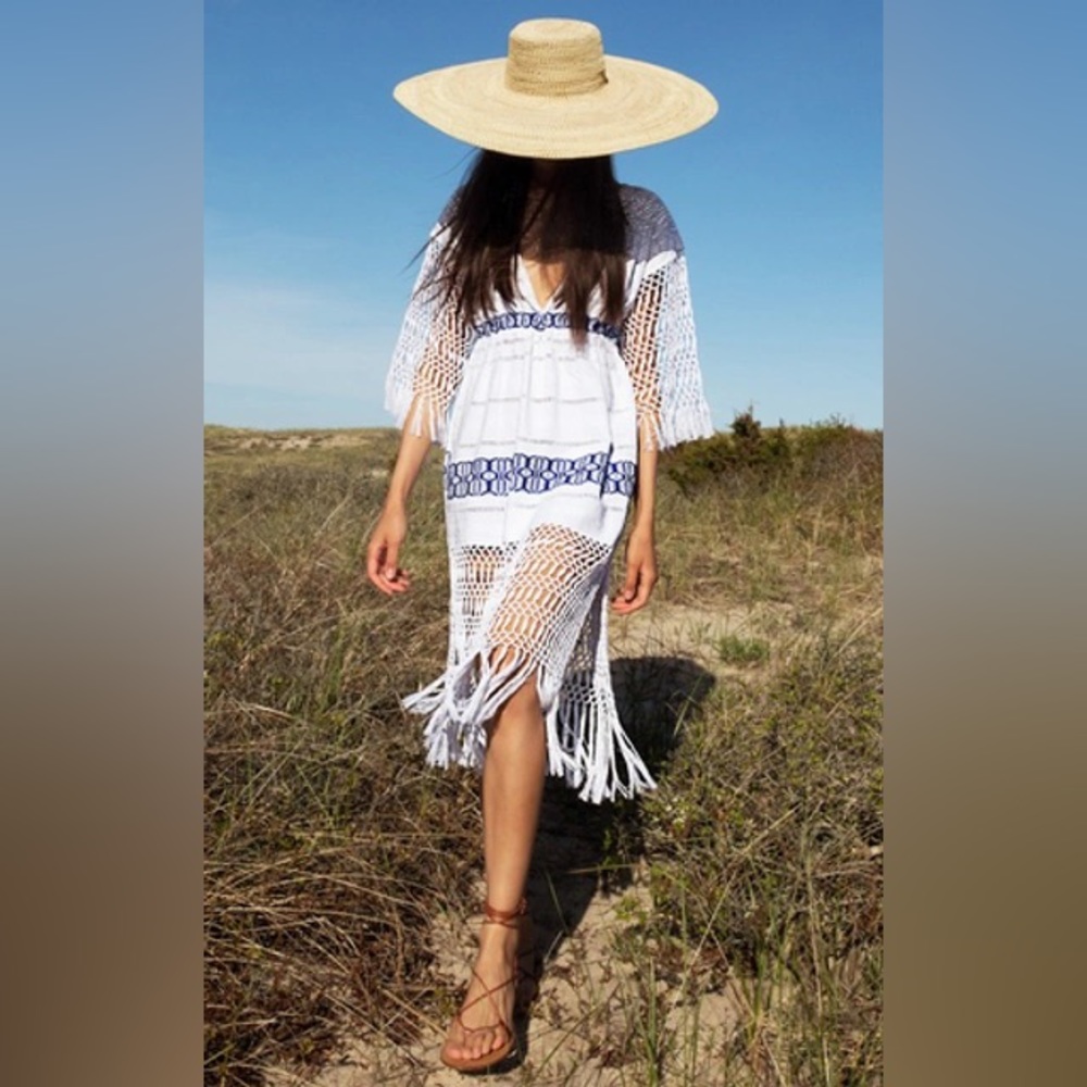 Jaline Resort Handwoven Crochet Mini Dress in White | sz Small